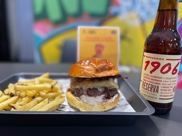 El All or Nothing Burger de Gran Canaria gana el premio a la Mejor Hamburguesa de Canarias y consigue meterse entre las 15 Finalistas a la Mejor Hamburguesa de España